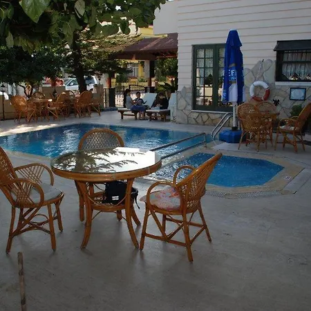 Otel Kutberk 2*