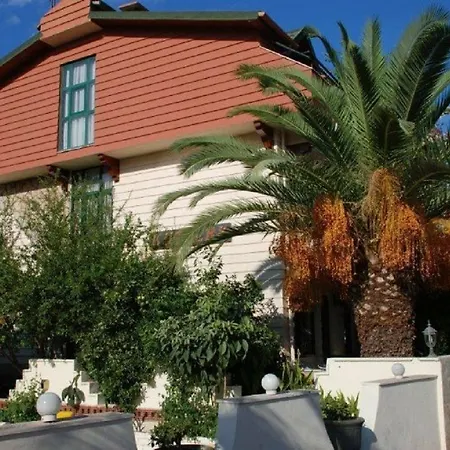 Otel Kutberk 2*
