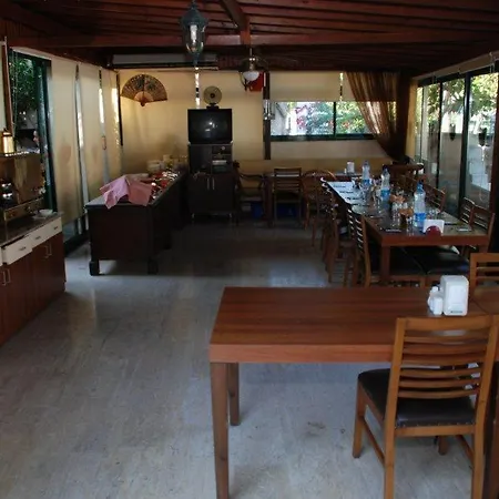 Kutberk 酒店 凯梅尔