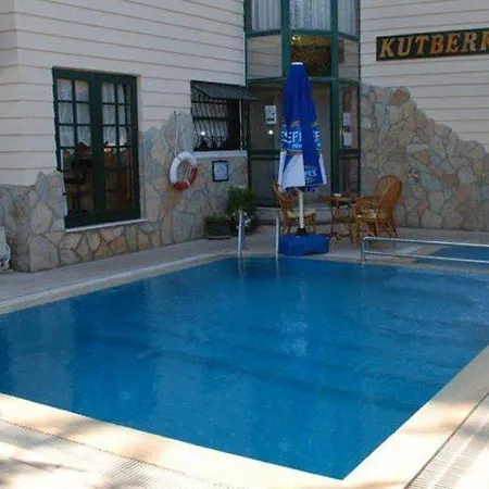 Kutberk Hotell 3*